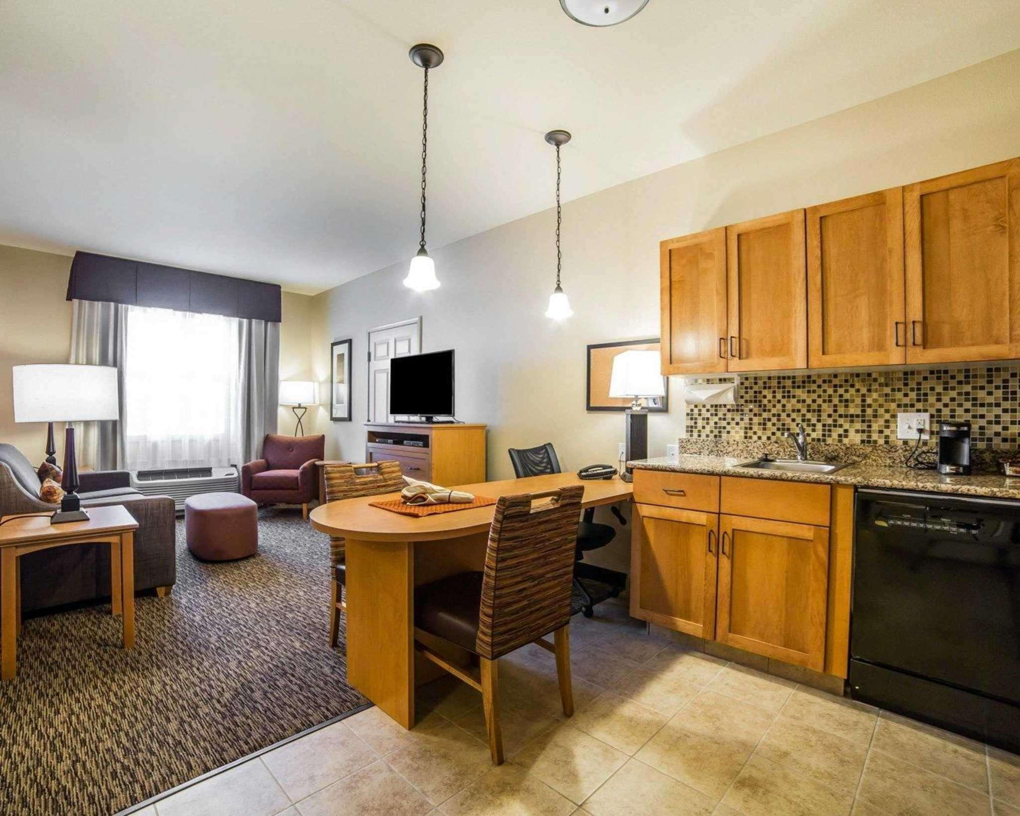 Mainstay Suites Sidney - Medical Center Ngoại thất bức ảnh