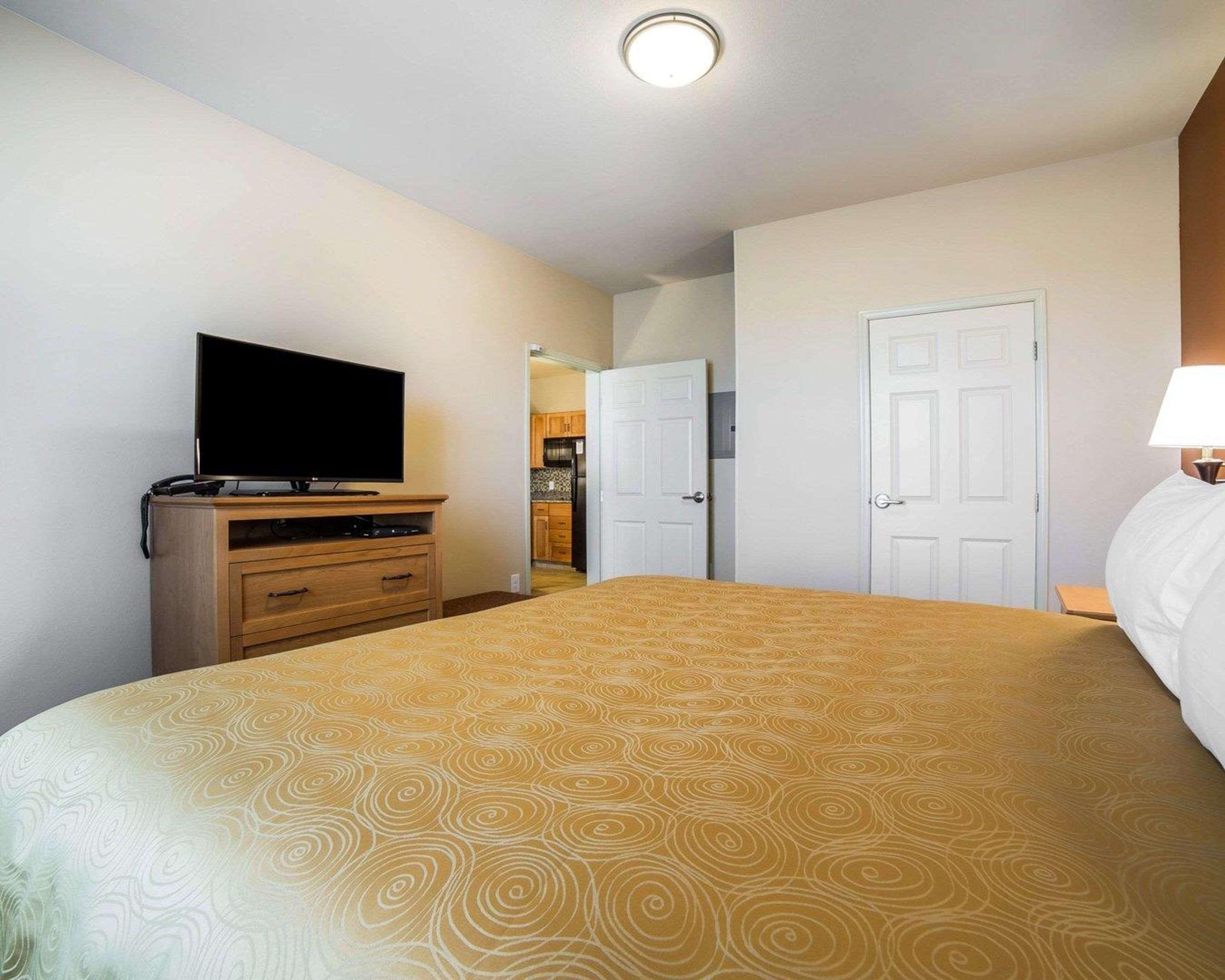 Mainstay Suites Sidney - Medical Center Ngoại thất bức ảnh